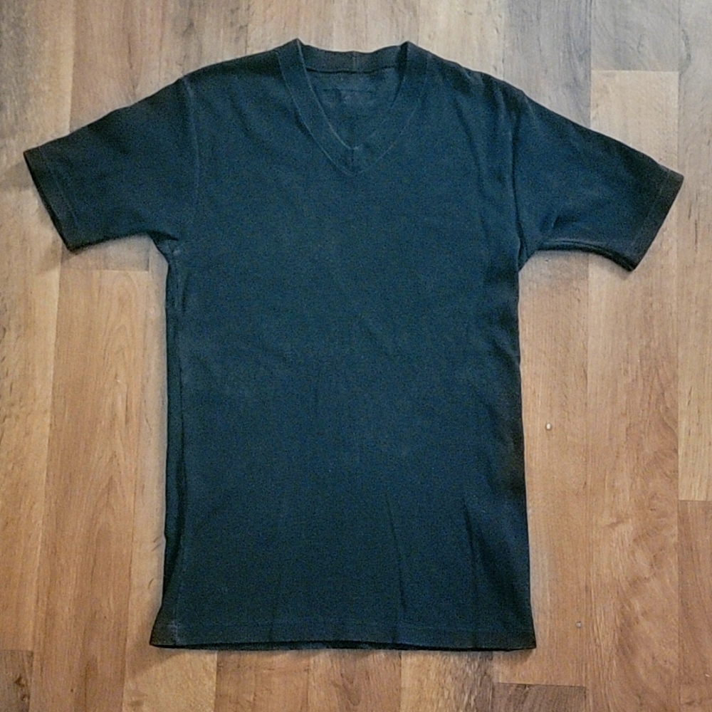 Dolce & Gabbana Vneck tshirt